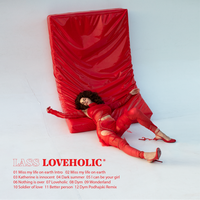 <br><b>LOVEHOLIC</b>